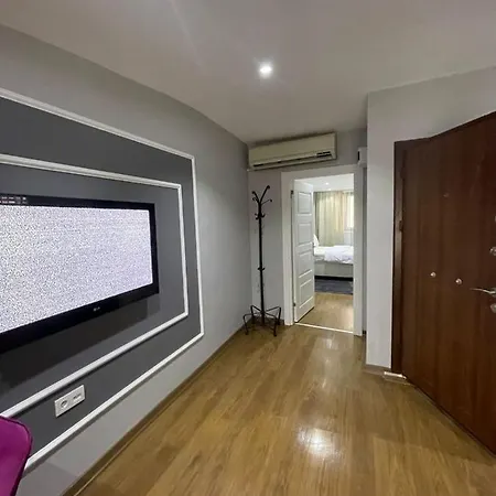 Smf Suites 1+1 4 Apartment *